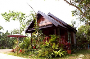 Гостиница Baansuan Lychee Maeklong Resort Ampawa  Amphawa